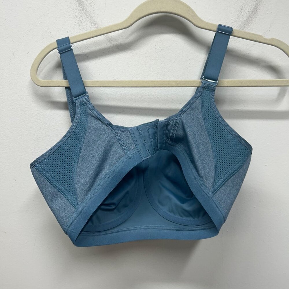 Wacoal Blue and Navy Wireless Sports Bra - Picture 5 of 9